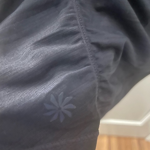 Athleta Charcoal Activewear Top size medium - Picture 1 of 13